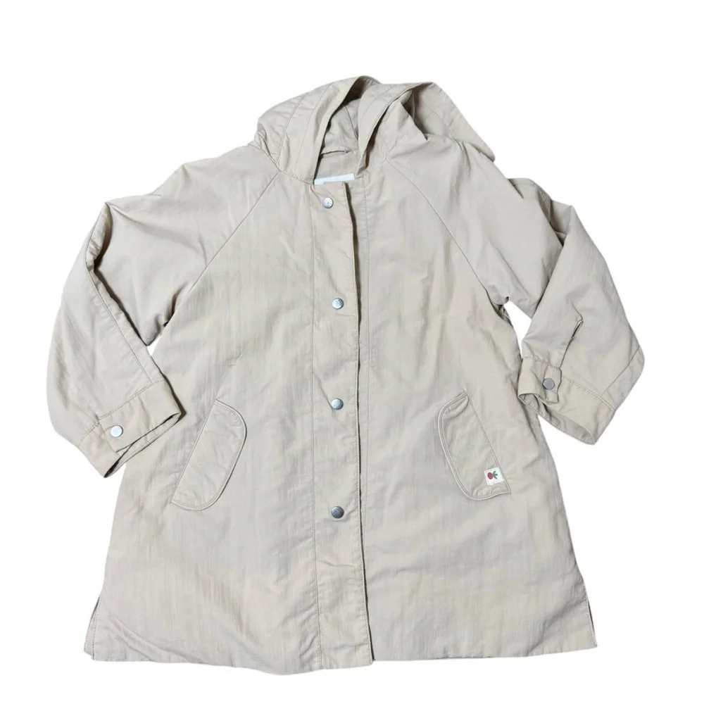 Zara| Kids Kids Beige Trench Coat with a hood. Snap button closure. Size 4-5